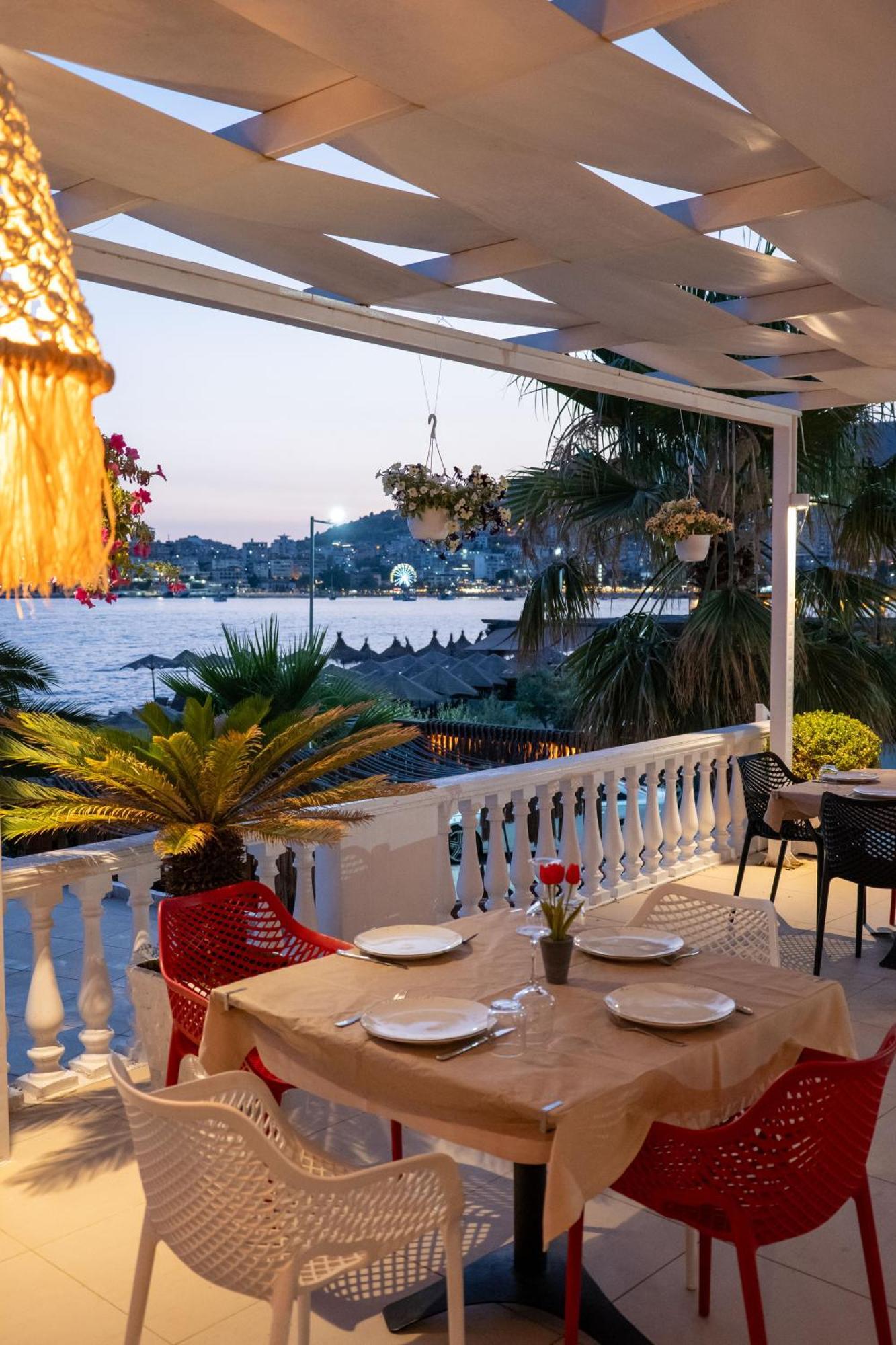 Hotel Sejko Sarande Exterior photo