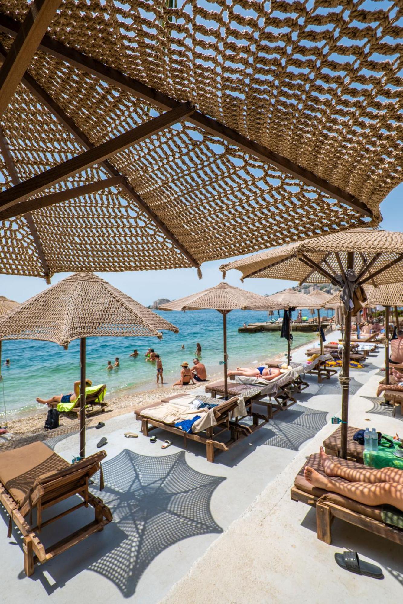 Hotel Sejko Sarande Exterior photo